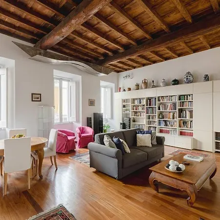 Giusi Trevi Рим
